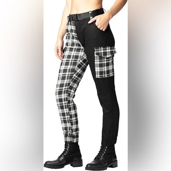Almost Famous Pants - Almost Famous Monochrome Plaid Trousers